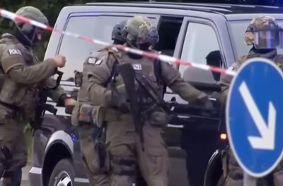 Police Suggest Munich Shooter, a German-Iranian, Was Inspired by Nazi