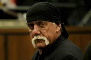 Emails Show Hulk Hogan's Lawyers Working Against Gawker Pre-Sex Tape