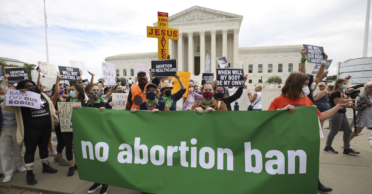 Appeals Court Allows Texas Abortion Law to Again Take Effect - Vimarsana News