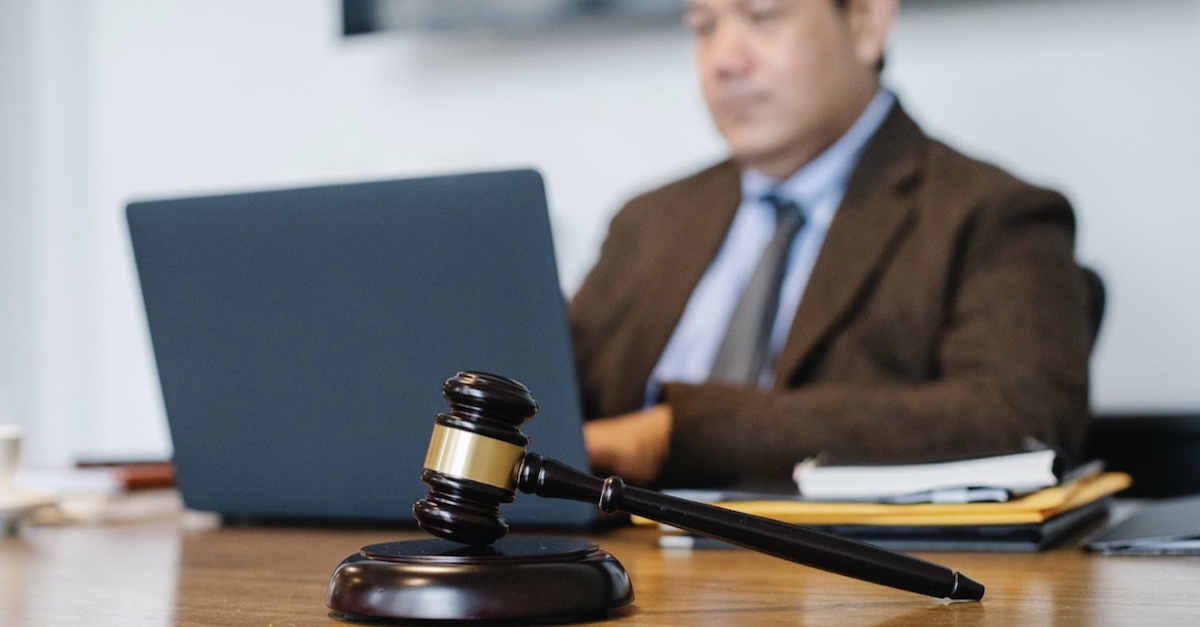 The Difference Between Assault and Battery Charges