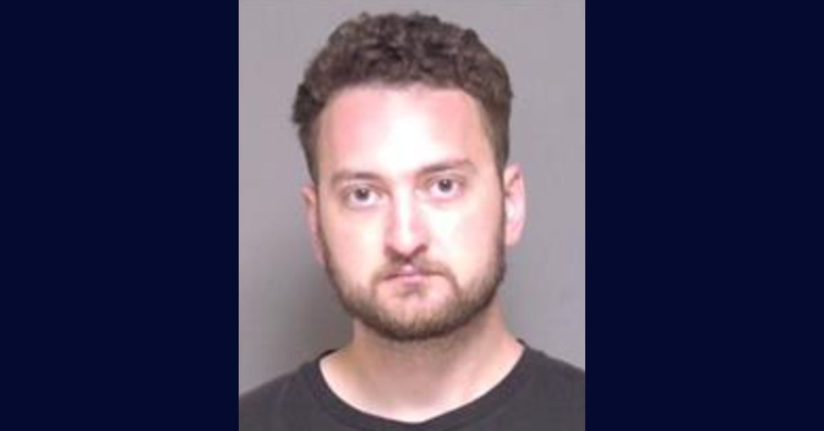 Cops violated rights of doctor who poisoned wife: Judge