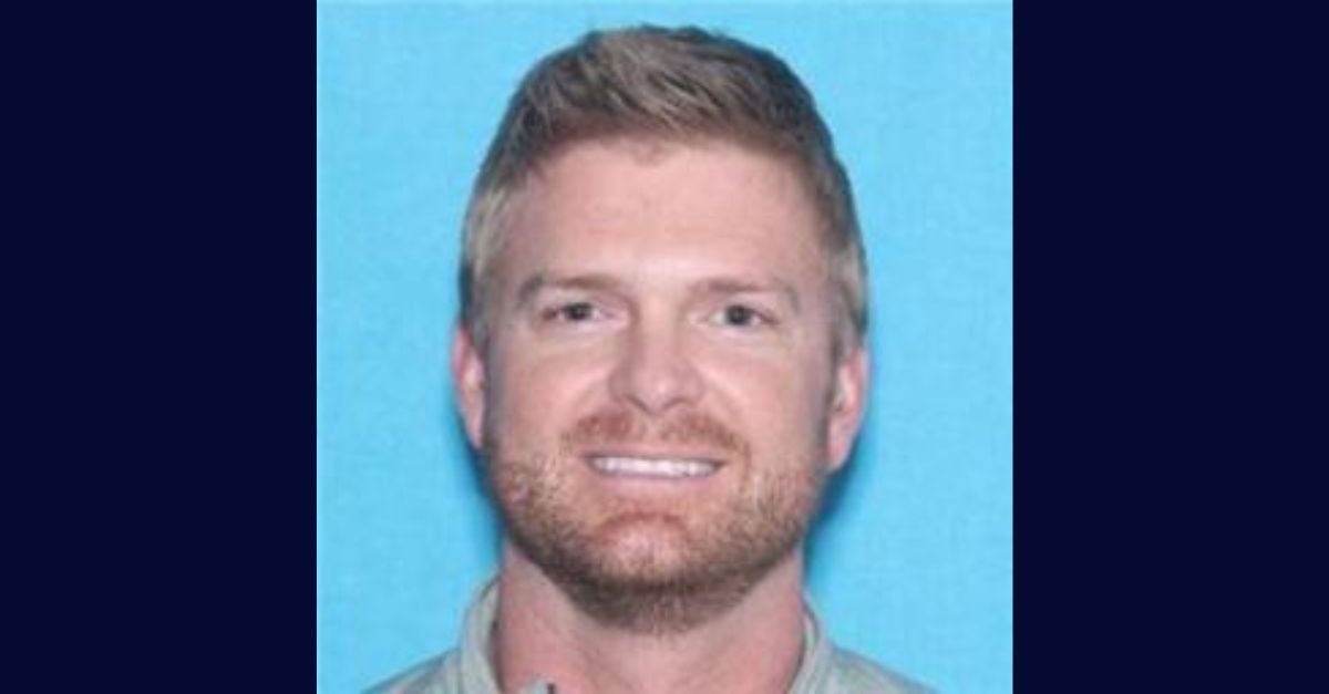 Foot doctor caught fondling women during exams Police