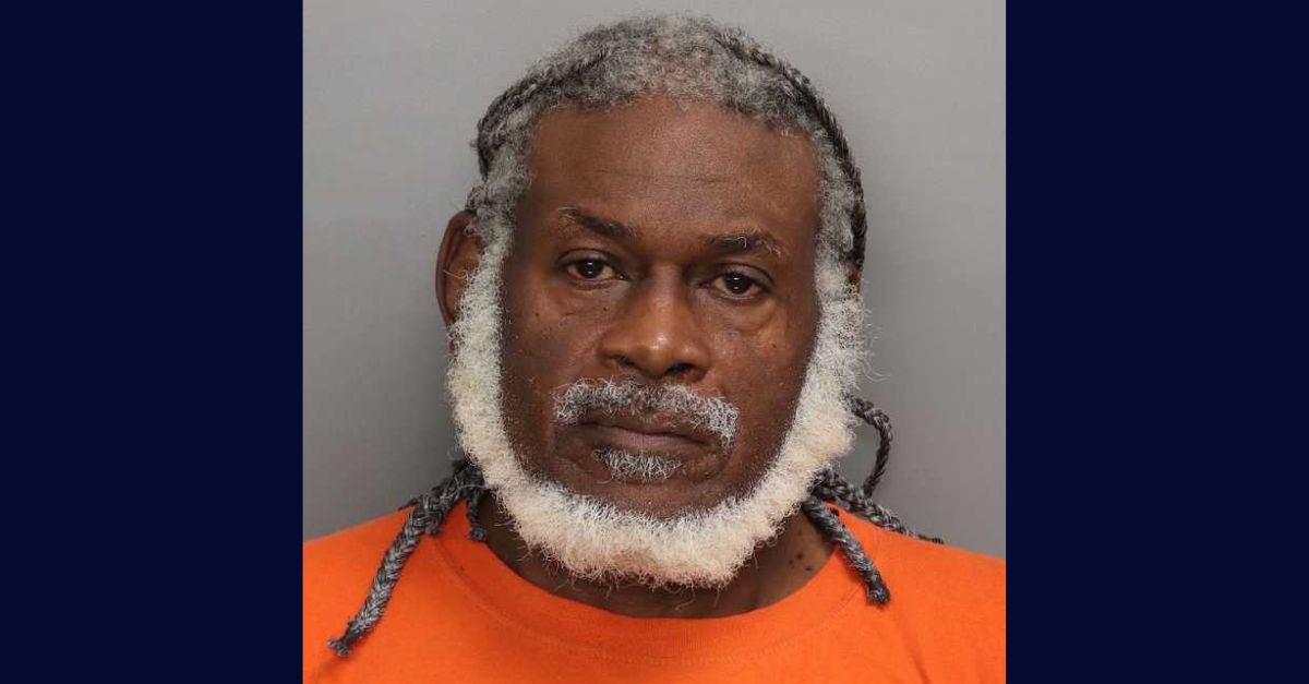 Man kills longtime friend turned landlord during 911 call