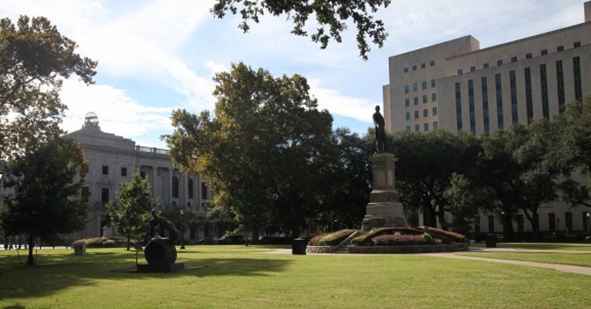 5th Circuit allows dismissal of school desegregation case originally filed in 1965