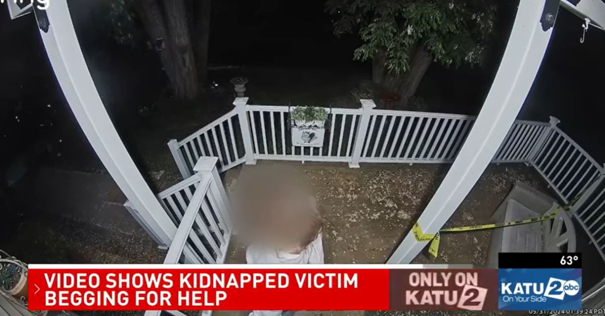 Woman escapes from moving car after man kidnaps her: Cops