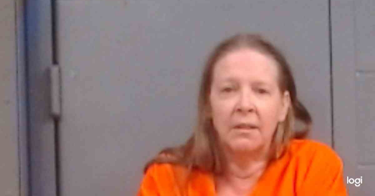 Mother charged with handcuffing daughter: Cops