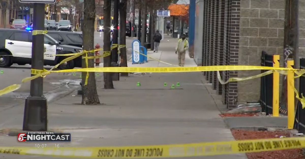 Gangsters charged in shootings of rivals, bystanders: Feds