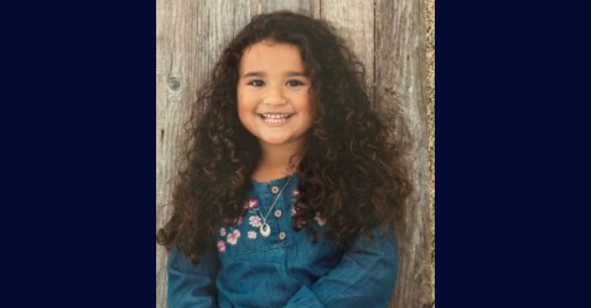 9-year-old girl missing after mom drives across country and returns home without her: Cops