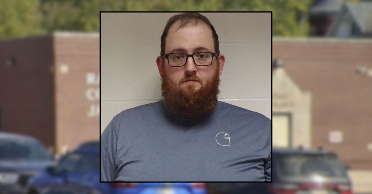 Man set fire to house so he could use insurance money to pay off credit cards: Police