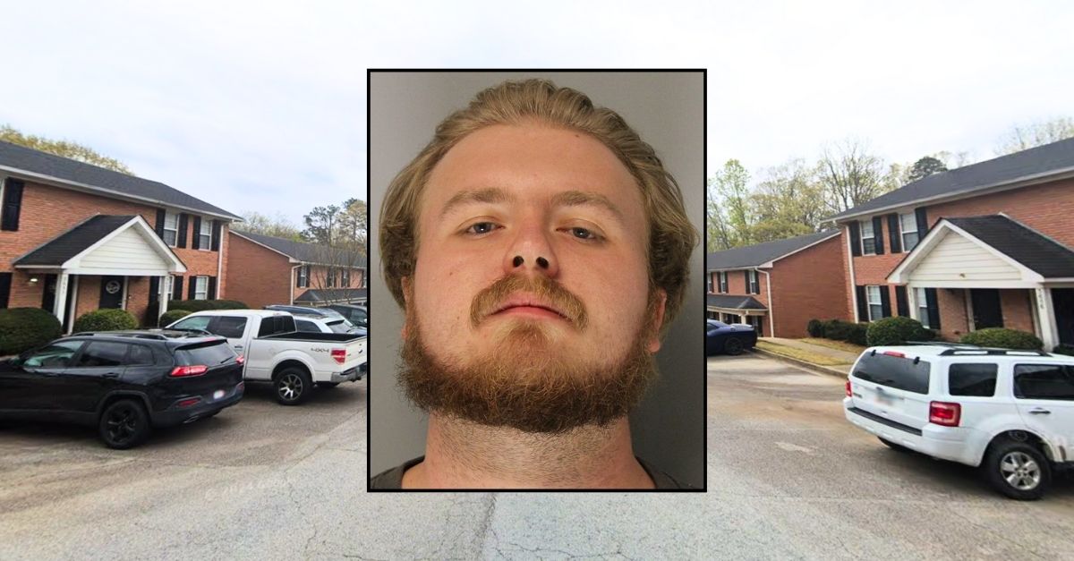 Boyfriend tells girlfriend he's going to 'cut her heart out' in front of their child: Cops