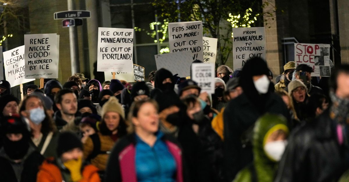 Judge urged to end DHS 'brutality' in Oregon
