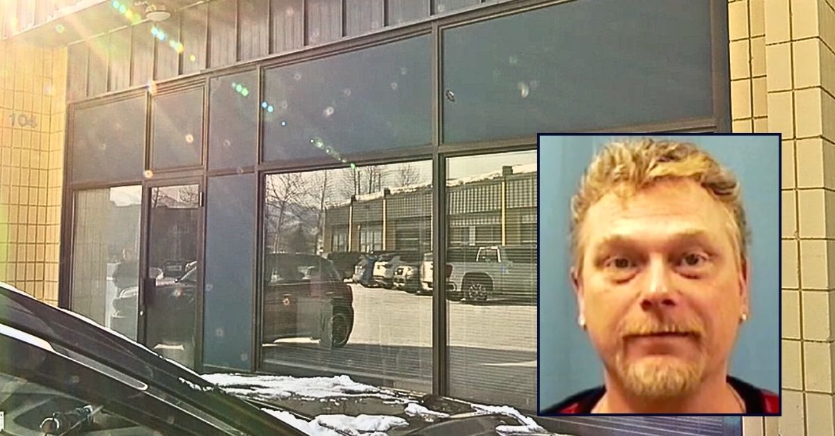 Stand-up comedian recently diagnosed with terminal cancer travels thousands of miles to try to kill ex-wife as his last dying act, murders her father too — and then dies