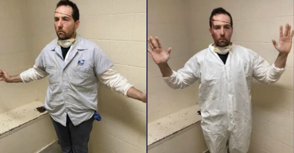 Fake mailman delivered letter demanding cryptocurrency before attacking homeowners: Police