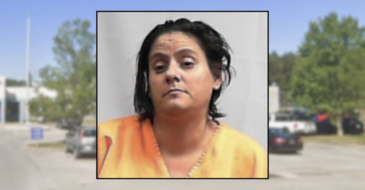 Kids call 911 when they are unable to wake up their mom, who smelled like alcohol when cops arrived: Police