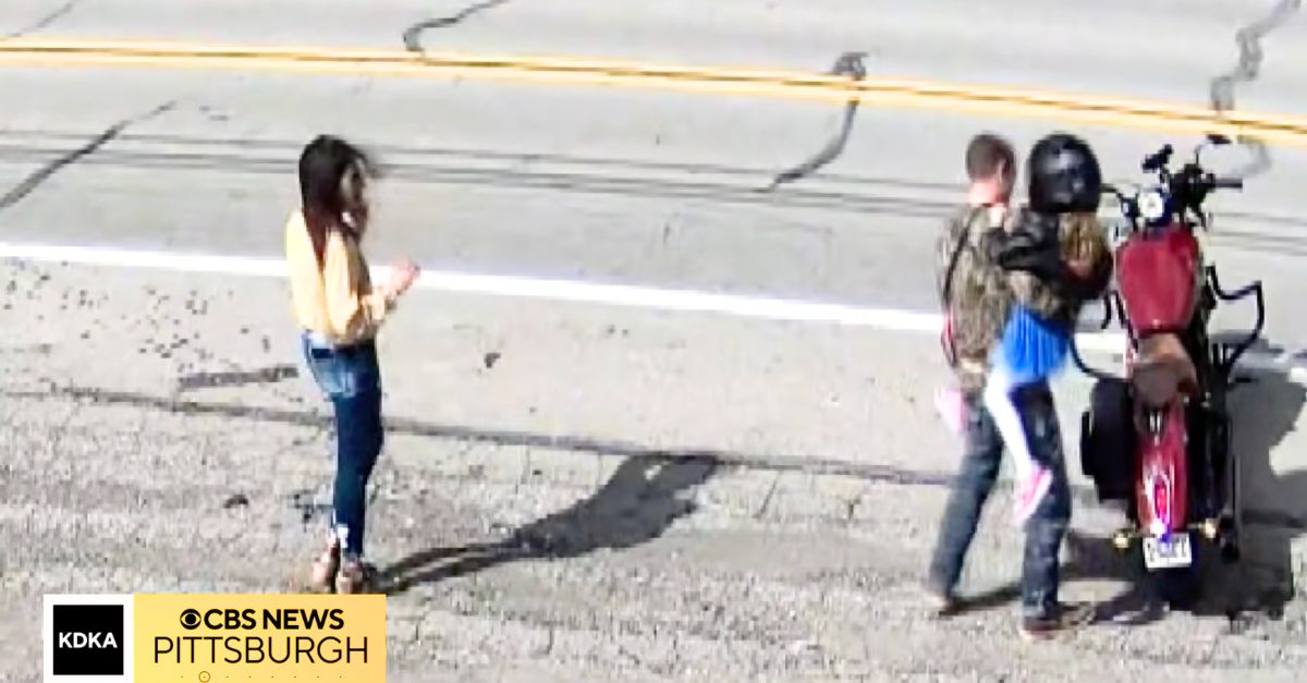 Man driving motorcycle with 7-year-old daughter on gas tank traps her underneath: Police