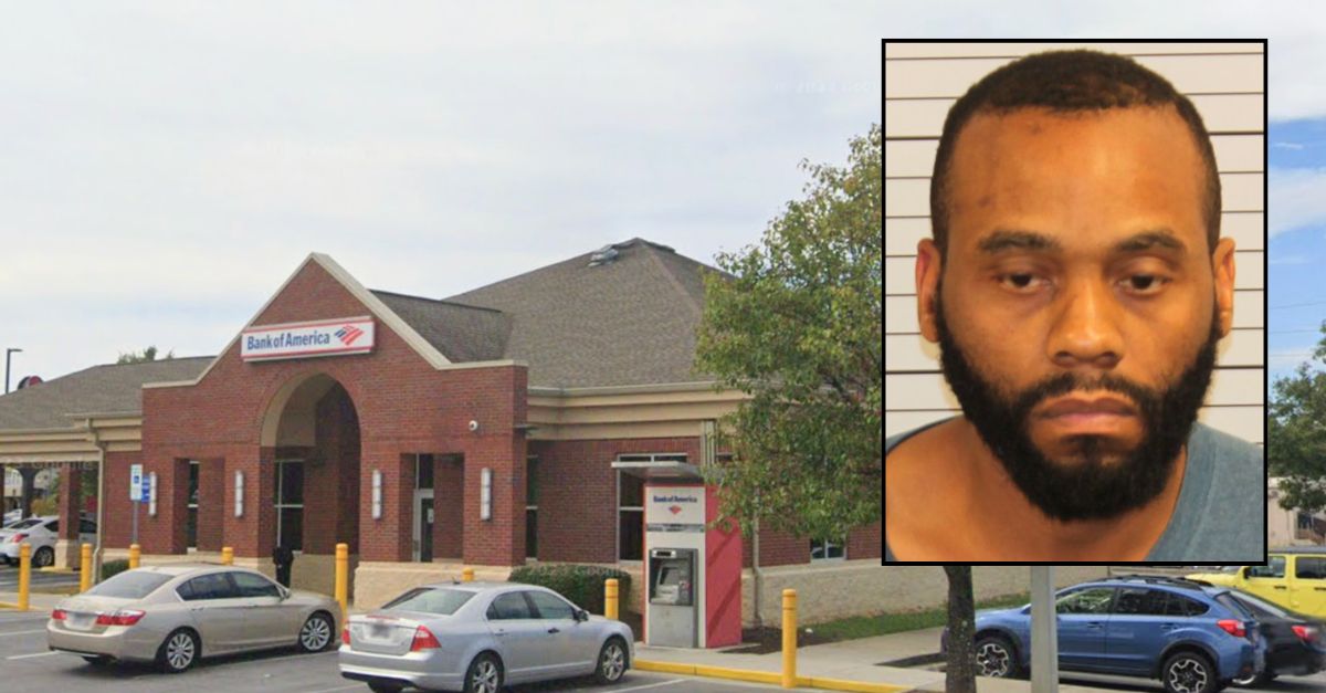 Bank of America employee helping man with safety deposit box suddenly stabbed: Police