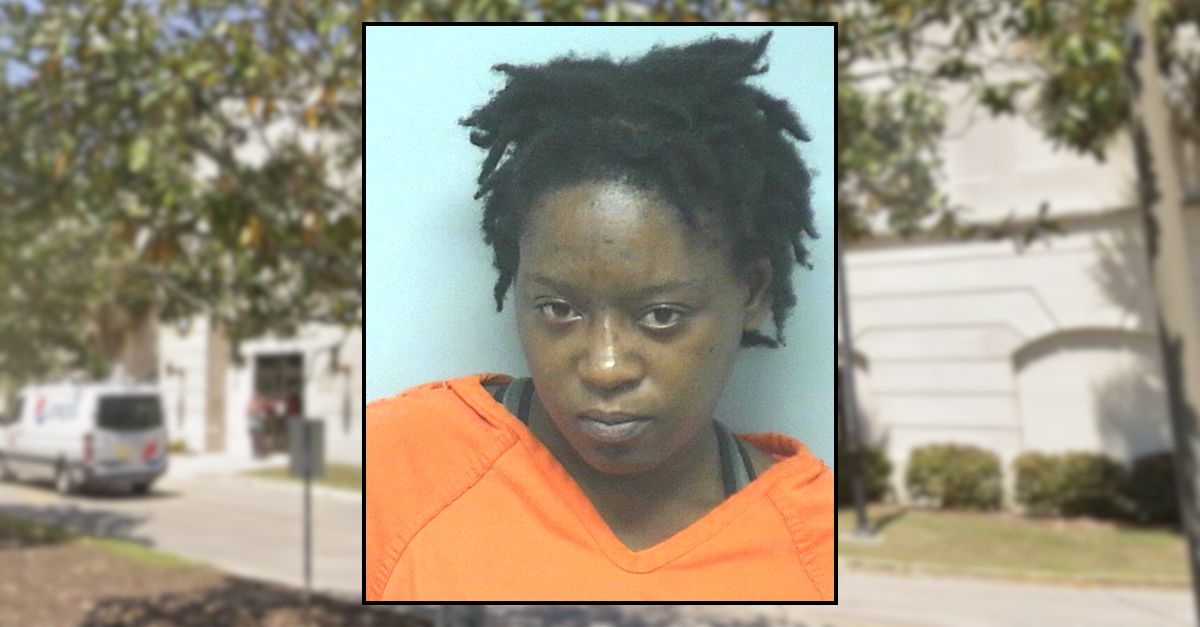 LegalWireDaily — Woman who brought 'highly pressurized' jar of bleach to blow up her ex-boyfriend's house avoids jail time