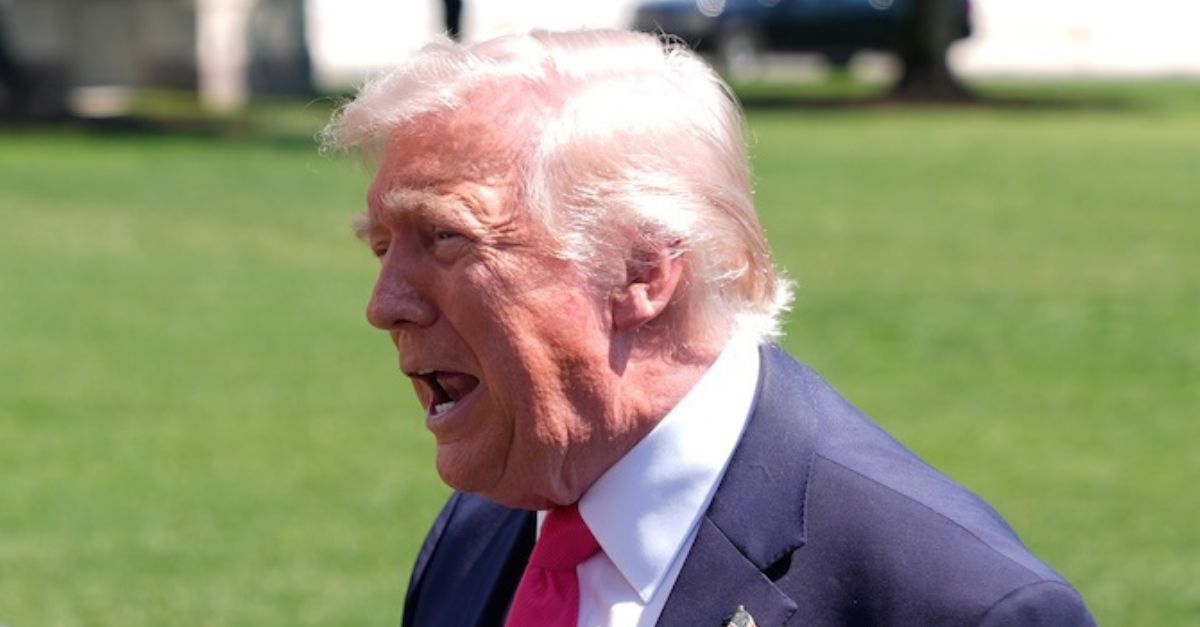 LegalWireDaily — 'Kill the president in cold blood': Man vows to wipe Trump out with explosives, pledges to 'blow the White House up'