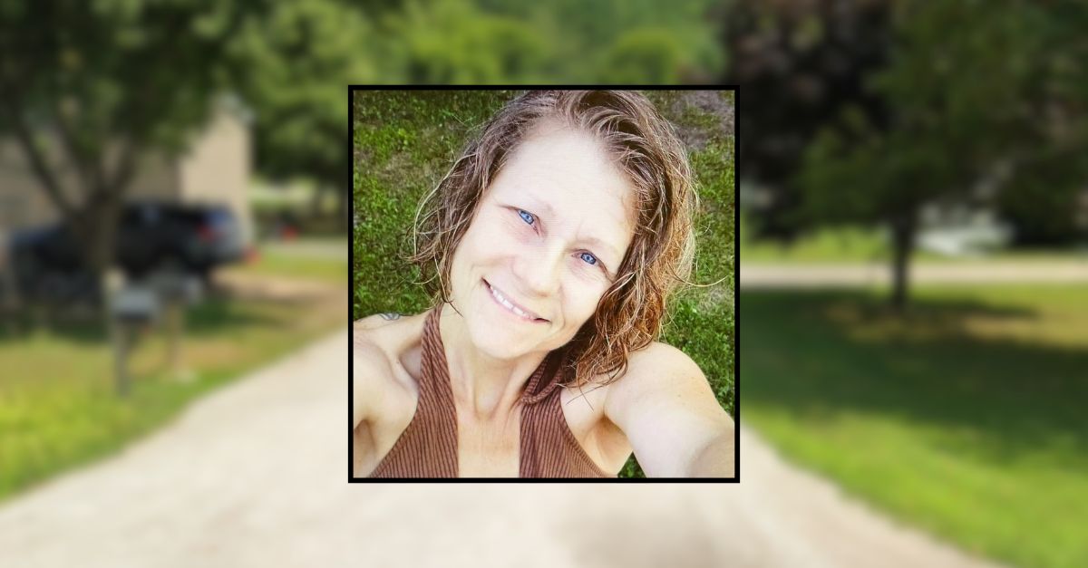 'You and dad are next': Woman accused of trying to kill her sister and father while referencing her brother's unsolved death