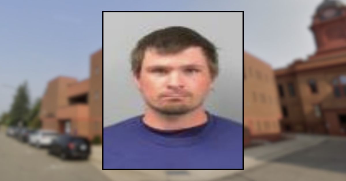 Man used Snapchat to threaten to 'shoot' his ex-wife, her fiance, and cops: Police