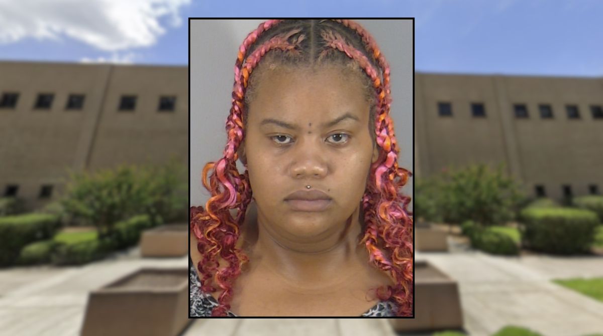Child left home alone by babysitter who went to spend the night with her boyfriend: Cops