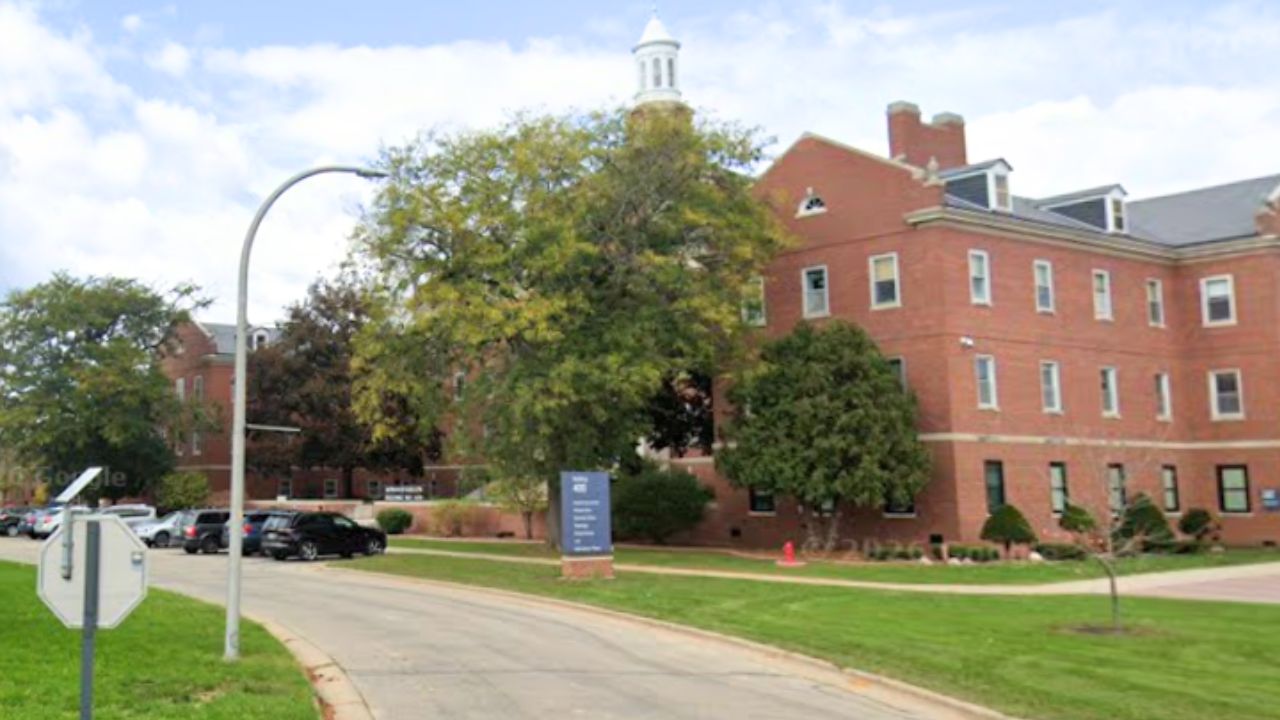 'I was hoping he would die': Hospice nurse took away man's oxygen, said it was 'easier to do death paperwork than falls paperwork' after finding him on floor: DA