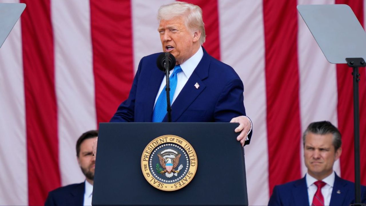 Judge harshly rejects 'baseless' Trump admin arguments for withholding basic information about OLC memo on fatal boat strikes in the Caribbean, gives DOJ deadline