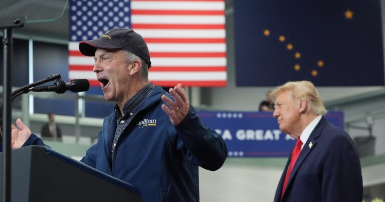 Dan Sullivan, Donald Trump